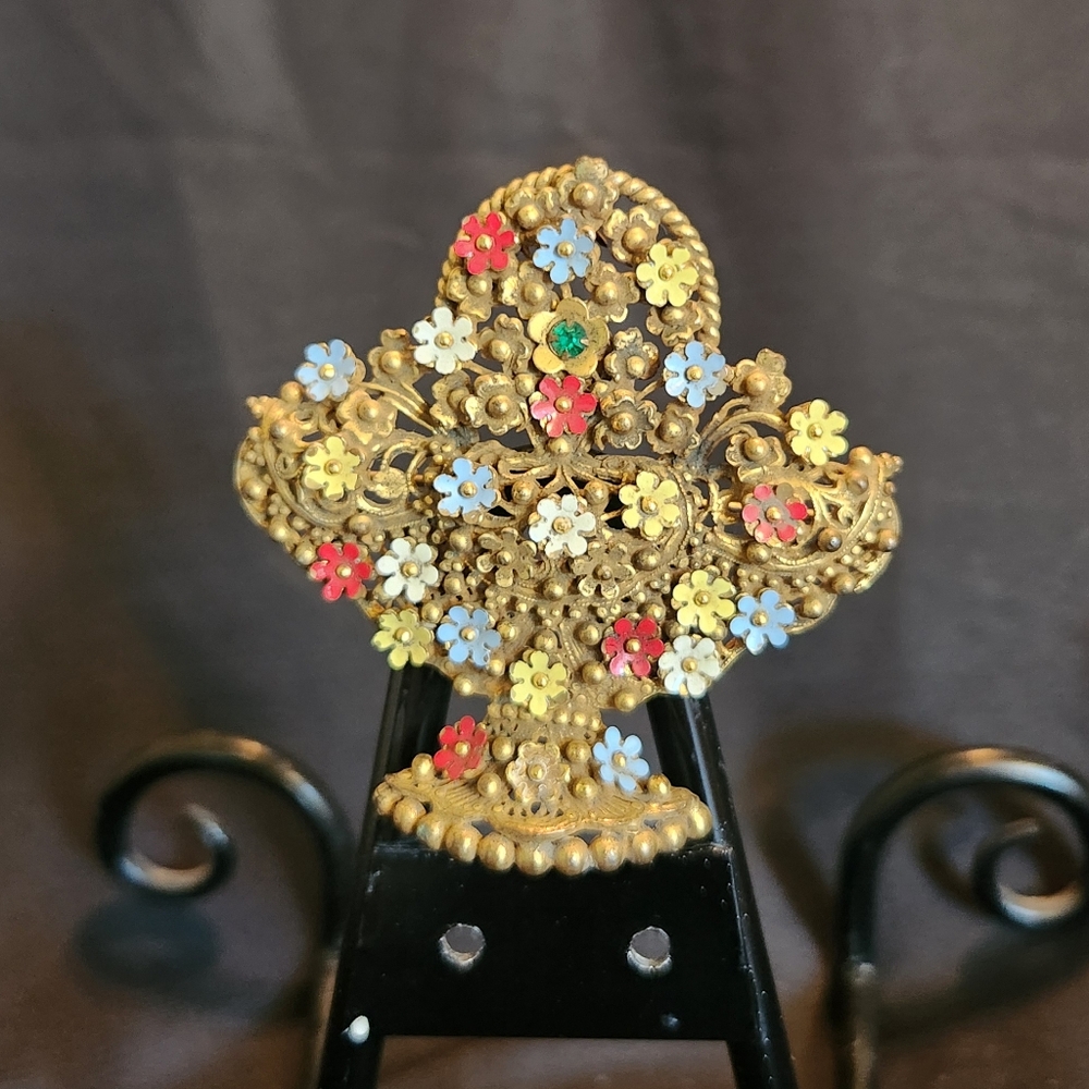 Lovely Large Vintage Flower Basket Brooch Czech Enamel Gold tone